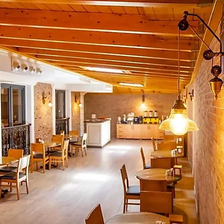 Prag Hotel 4*