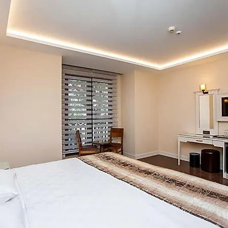 Prag 4* Provincia di Istanbul